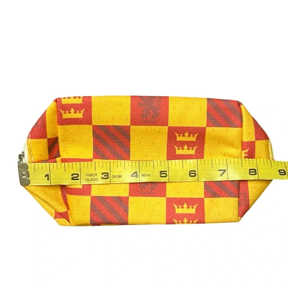 Harry Potter Gryffindor‎ Zipper Pouch Red Yellow Crest